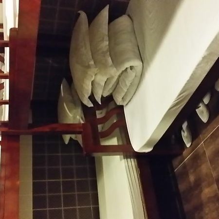 Tai Hao Hostel Гонконг Екстер'єр фото