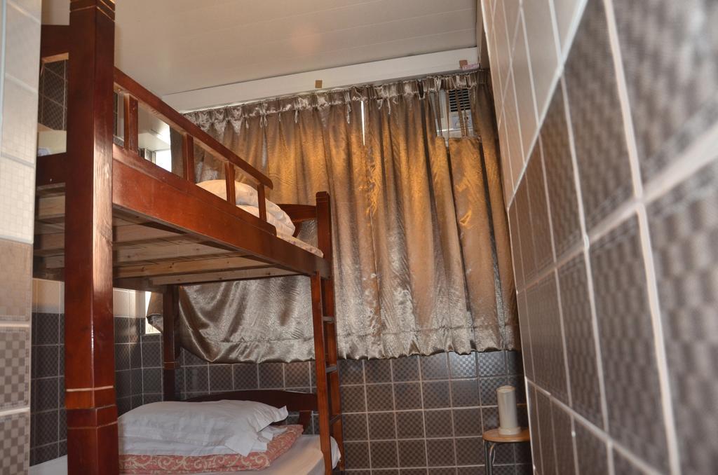 Tai Hao Hostel Гонконг Екстер'єр фото